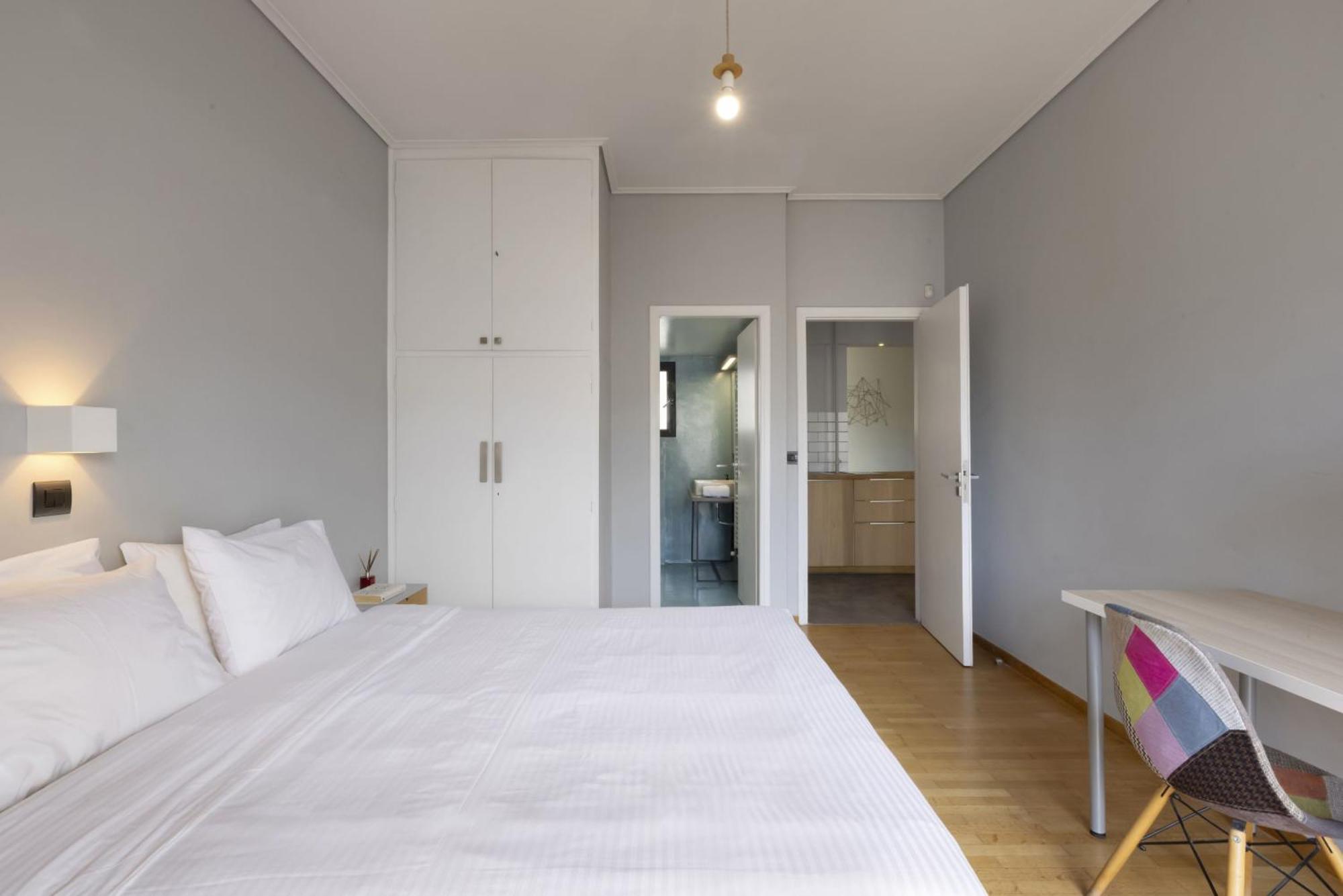 Super Modern Minimal Flat Nr Metro & Arch. Museum Apartment Athens Exterior photo