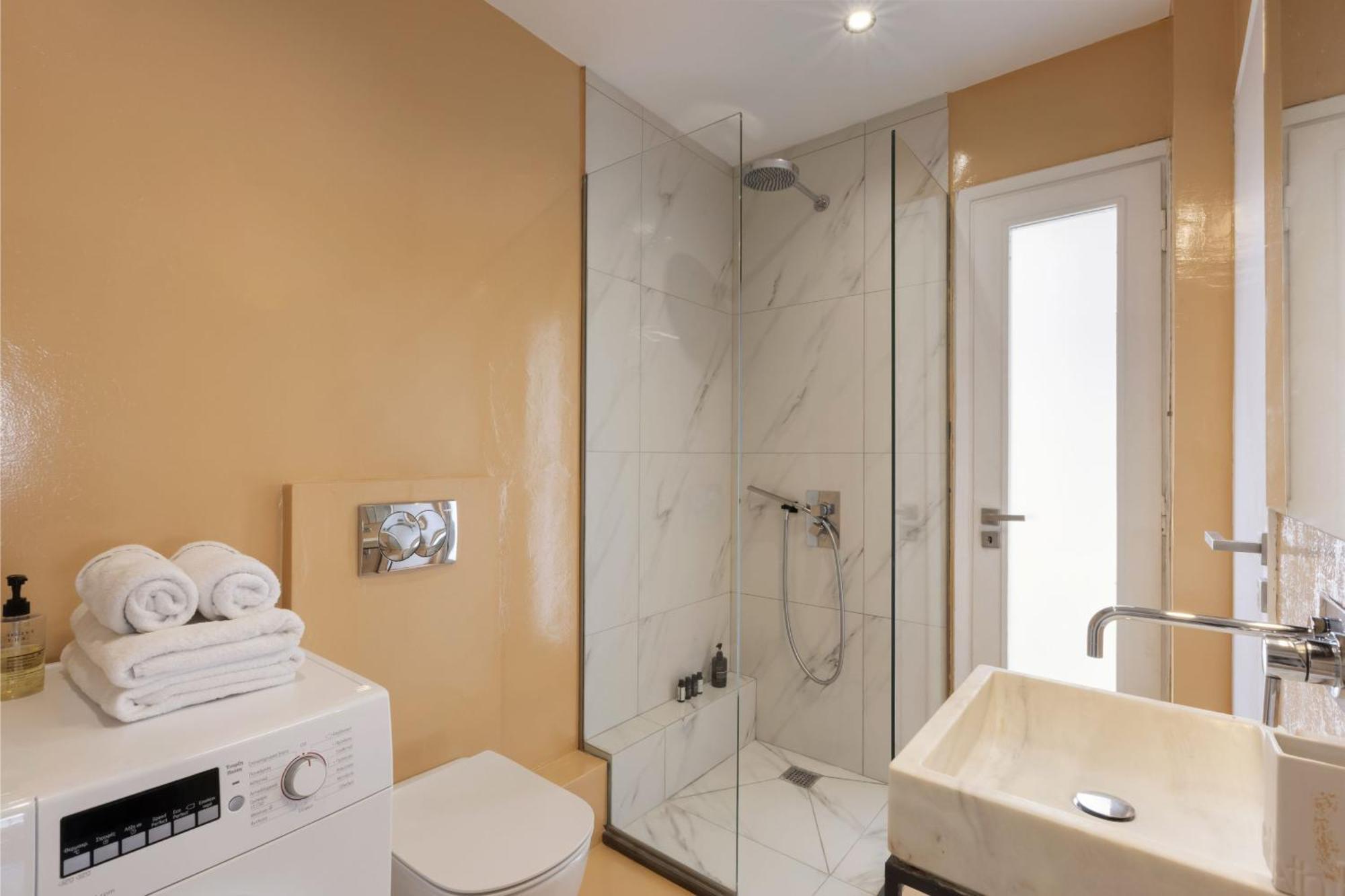 Super Modern Minimal Flat Nr Metro & Arch. Museum Apartment Athens Exterior photo